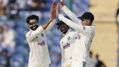 IND vs WI Highlights: दूसरे दिन का खेल समाप्त वेस्टइंडीज की हालत खस्ता , स्टंप्स तक भारत के 518 रनों के जवाब में वेस्टइंडीज का स्कोर 140/4; जडेजा की शानदार गेंदबाजी