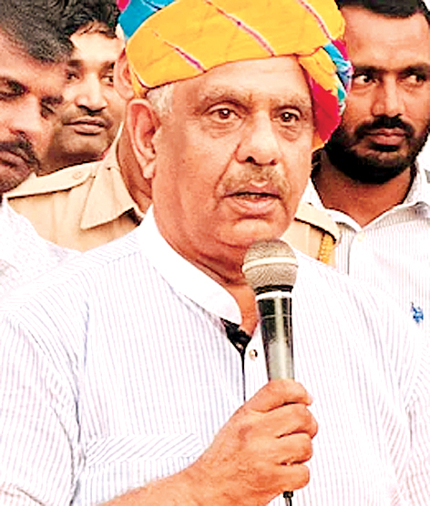 चिकित्सा एवं स्वास्थ्य मंत्री गजेन्द्र सिंह खींवसर ने कहा- कांग्रेस ने सिस्टम को लूटा, व्यवस्थाओं का दम घोंटा