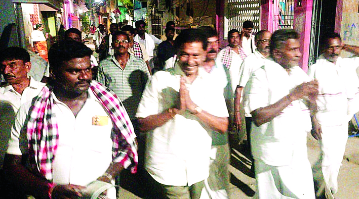 तिरुतनी विधानसभा क्षेत्र में एआईएडीएमके प्रत्याशी का जोरदार चुनाव प्रचार