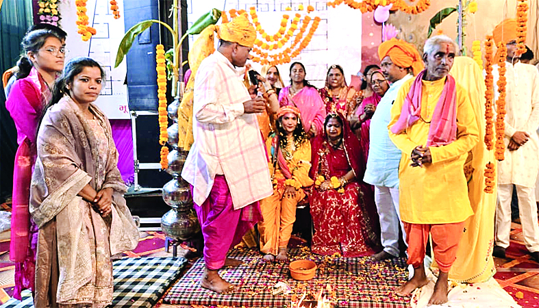 कथा में उतरा द्वारिका का रंग, कृष्ण-रुक्मणी विवाह से भक्तिमय हुआ माहौल