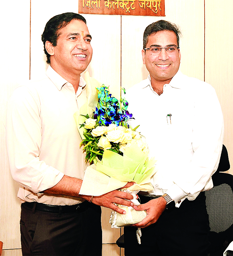 नवनियुक्त जयपुर जिला कलक्टर संदेश नायक ने संभाला पदभार