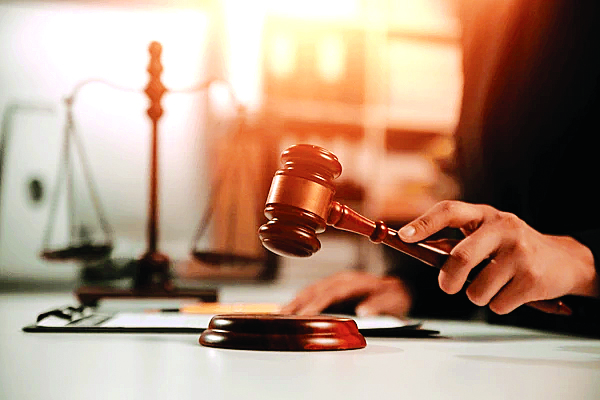 हुगली में चौथी बेटी होने पर नवजात की गला दबाकर हत्या करने वाले माता-पिता को अदालत ने उम्रकैद की सजा सुनाई